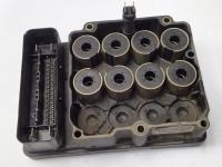 Соленоиды блока управления ABS Volvo 30643984 Соленоиды блока управления ABS Volvo 30643984